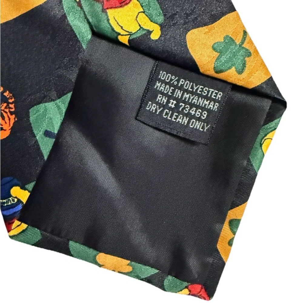 Disney Winnie the Pooh & Tigger Novelty Tie Polyester